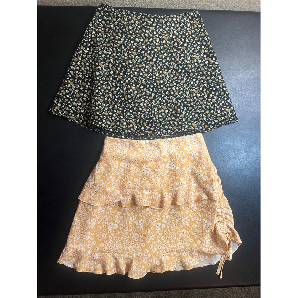 Princess Polly Floral Mini Skirt Bundle Yellow Ruched/Black Ditsy Floral  XS 2pc